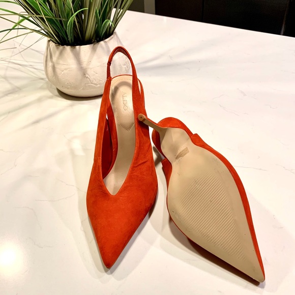 ALDO Suede Point Slingback Heels Sz 8.5 - Picture 4 of 4